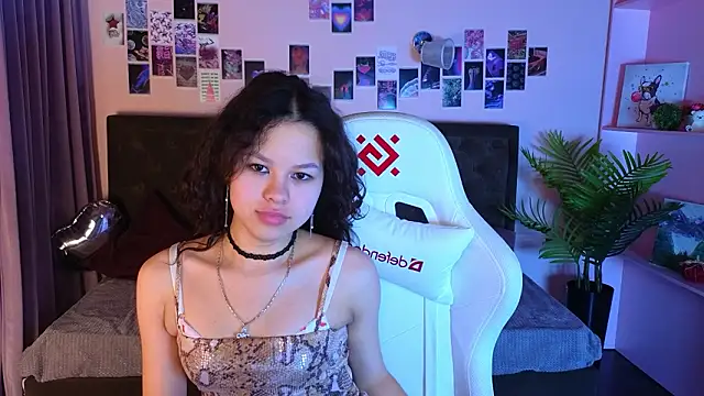 دردشة moco_choco الجنسية المباشرة