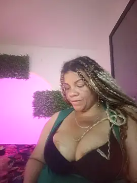 Chat +18 de Eva_Luxei ao vivo