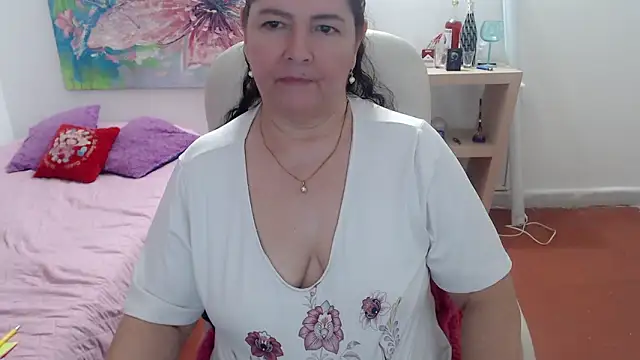 leonela_69 现场XXX聊天