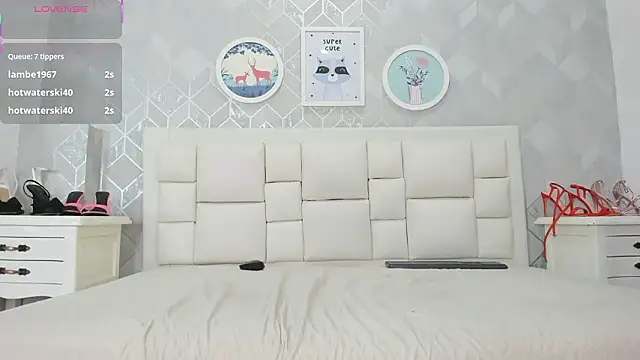 naia_cox 现场XXX聊天