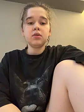 HornyGirlH 现场XXX聊天