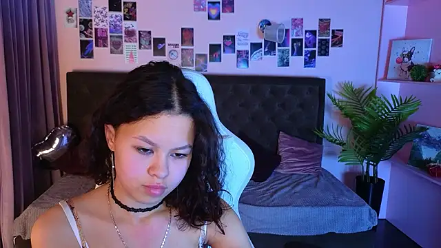 XXX chat uživo modela moco_choco