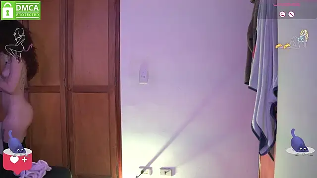 Katyroronoa Adlı Modelin Canlı XXX Sohbeti