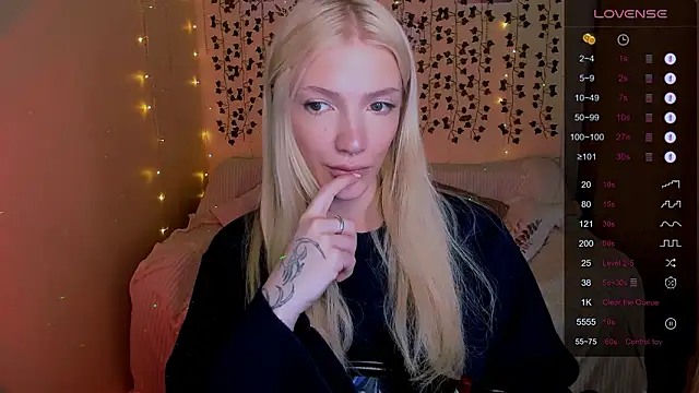 AnyaTaylor_ live XXX chat