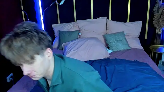 ScottPierce Live XXX-Chat