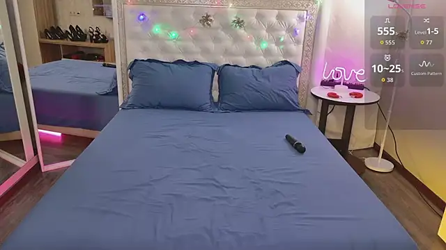 XXX chat uživo modela Alice_on_fire