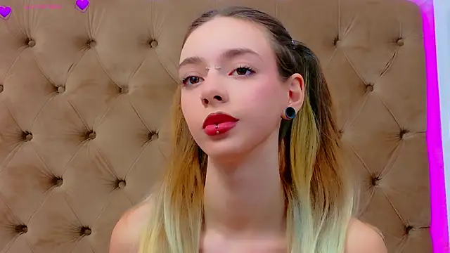 CoraVex Live XXX-Chat