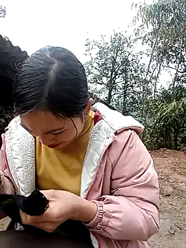 ngan-cute Live XXX Chat