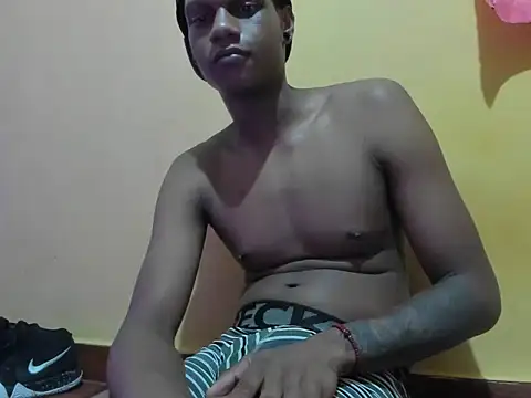 aunstin_farid1 Chat XXX live