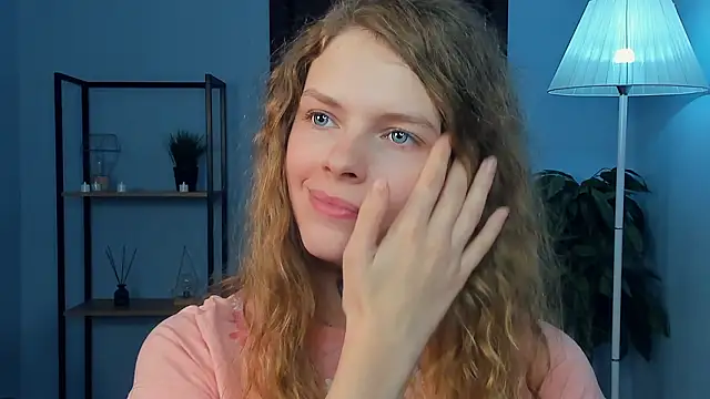 RayaNenlia Live XXX Chat