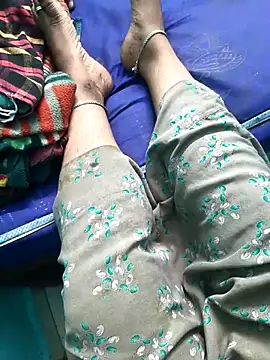 Villageanuty Adlı Modelin Canlı XXX Sohbeti