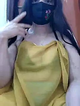 Pokazy przed kamerką – Saanvi-Sen