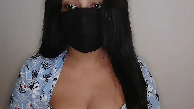 Reddy_TrishaのライブXXXチャット