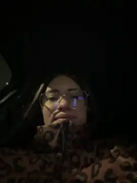 دردشة Isabella21_ الجنسية المباشرة