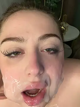 Chat XXX en directo de KellyMoors