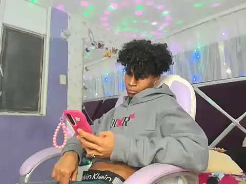 Chat XXX Live Santy_bigcock_01