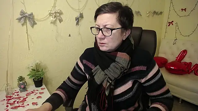 EmilyL0ve Live XXX Chat