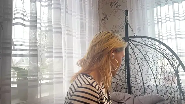 Czat XXX na żywo – MichaelaStruckhoff