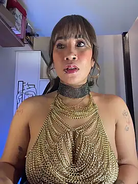 Chat +18 de AsianMilfSheryl ao vivo