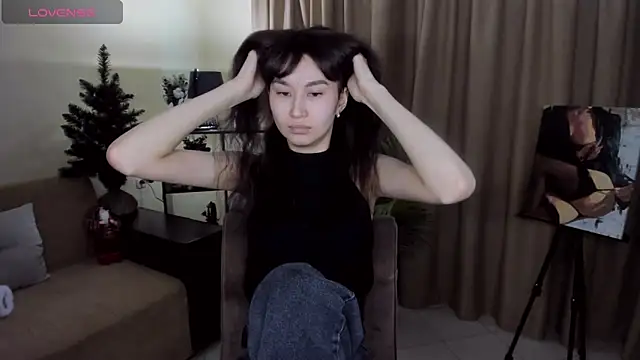 SheilaRare Adlı Modelin Canlı XXX Sohbeti