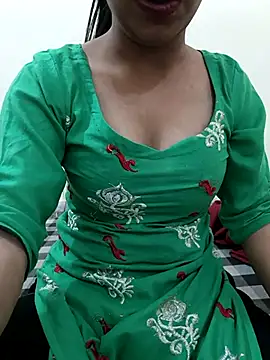 Alia-00 Live XXX-Chat