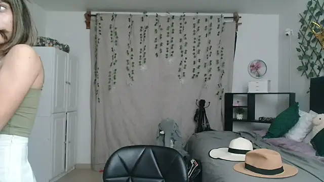 Chatroom XXX en direct de Dama_Scarlata18