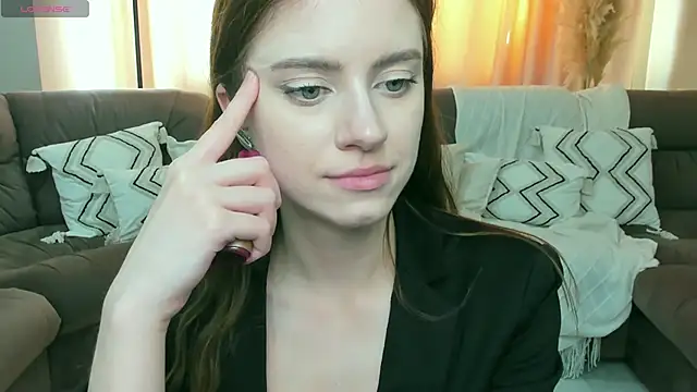 Erica_Kiss: онлайн-секс-чат