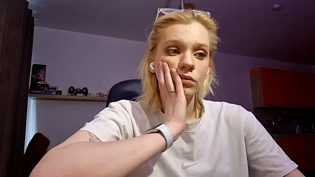 دردشة AuraNevera الجنسية المباشرة