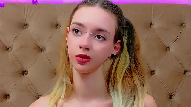 Sembang XXX Secara Langsung CoraVex