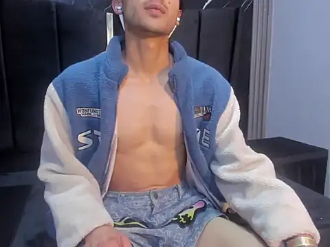 Chat +18 de KrisX_hl ao vivo