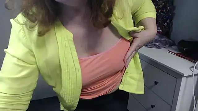 Adelewildx Chat XXX in diretta