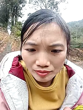 Czat XXX na żywo – ngan-cute