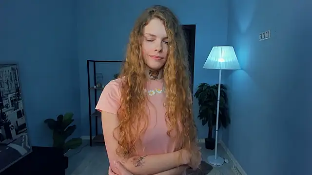 Chatroom XXX en direct de RayaNenlia