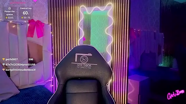 LIHIAN_TAY élő XXX-chatje