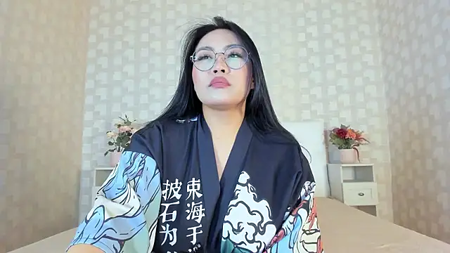 NatsumiHun Adlı Modelin Canlı XXX Sohbeti