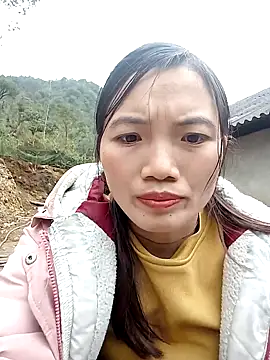 Chat XXX ao vivo de ngan-cute