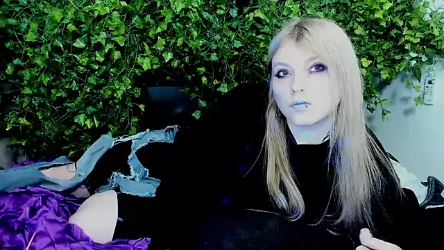 Blacklim00n élő XXX-chatje