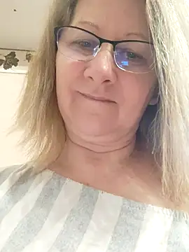 Elza01 Chat XXX live