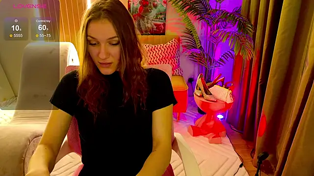 Онлайн чат XXX CarolainGilbert