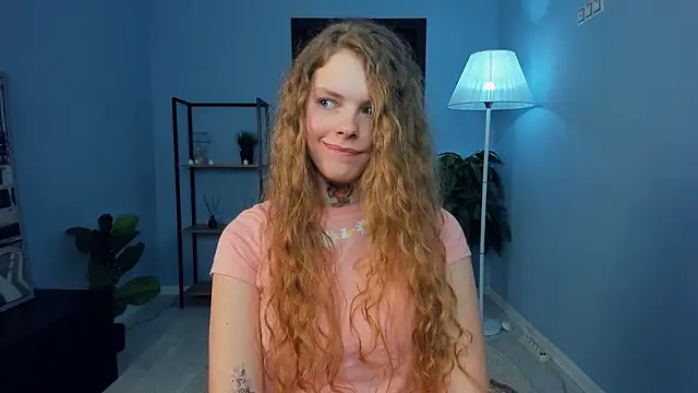 Chat +18 de RayaNenlia ao vivo