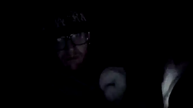 Онлайн чат XXX Kinkcouple402