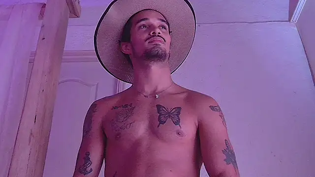 Laila_ashern Live XXX chat