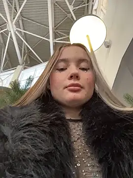 VineraSweet: απευθείας συνομιλία ΧΧΧ