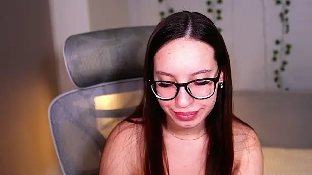 Czat XXX na żywo – WhyEmmyCry