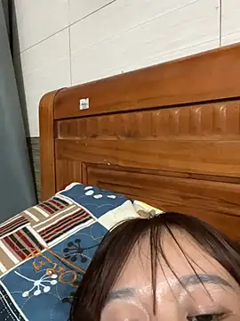 Liness101 Live XXX-Chat