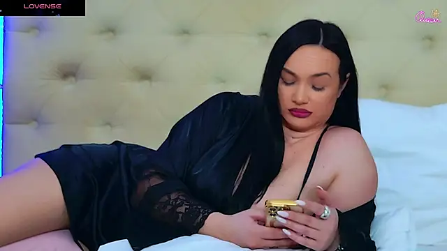 Chat +18 de DaliyaArabian ao vivo