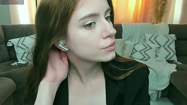 Erica_Kiss: онлайн-секс-чат