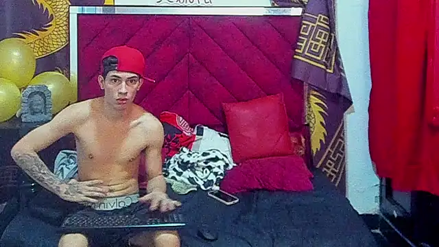 Онлайн чат XXX Pride_couple