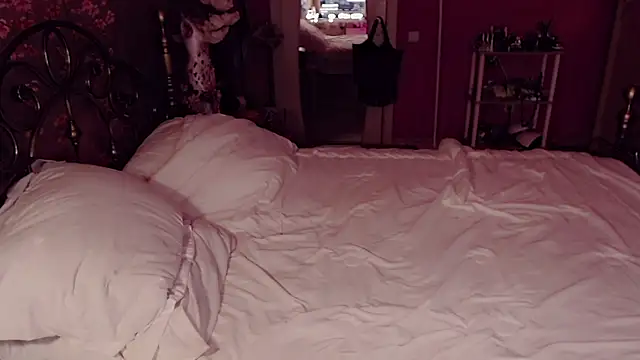 AnnieGOld_のライブXXXチャット