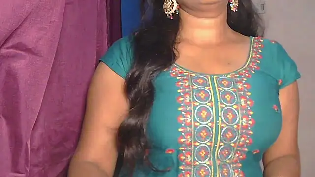 Siyaa-ji Live XXX-chat